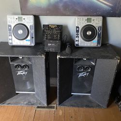 DJ Equipment 