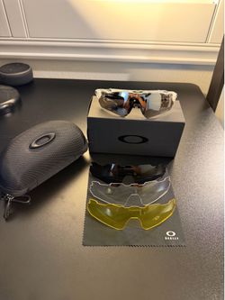 Oakley Radar Ev