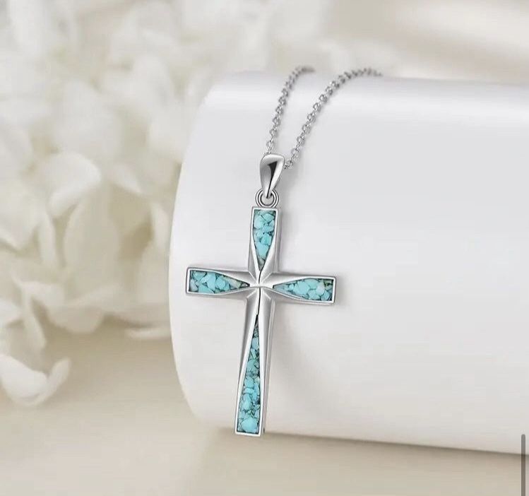 TURQUOISE CROSS ON STAINLESS STEEL WITH CHAIN