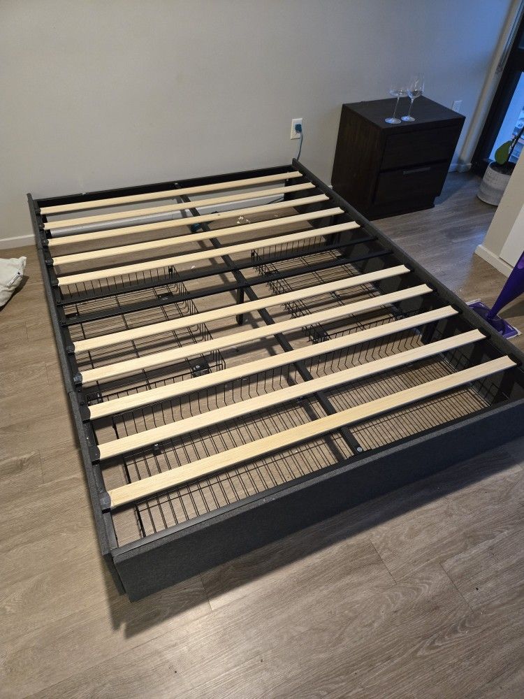 Queen Sized Bedframe With Storage