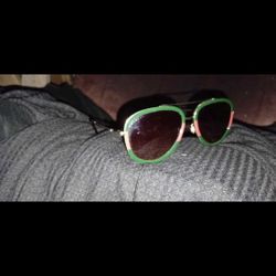 Gucci Mens Aviator Sunglasses