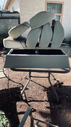 Boat seats with base