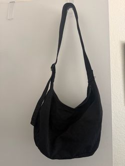 Medium Baggu