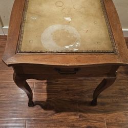 Heritage Henredon Side Table Antique