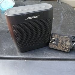 Bose Color Soundlink Portable Speaker
