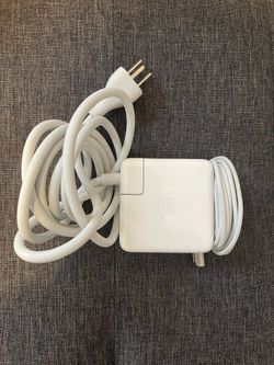 Apple 60 Watt MagSafe MacBook Pro Charger