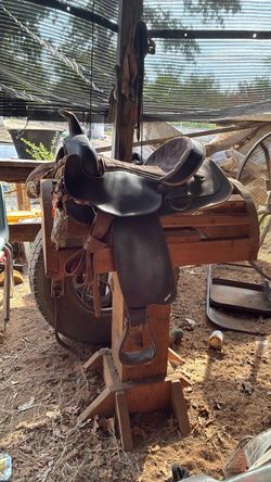 Lightweight saddle new