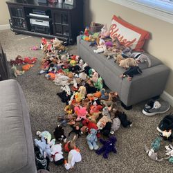 Beanie babies galore