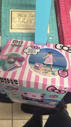 Hello kitty on the go sand set