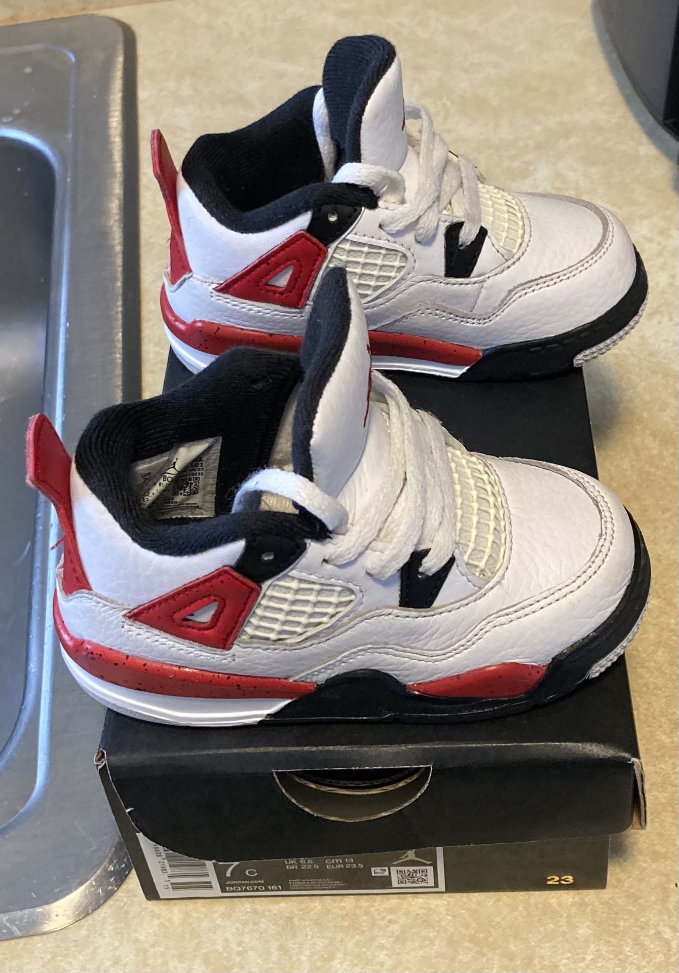 Jordan 4 Retros (size 7c)