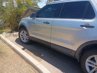 2015 Ford Explorer