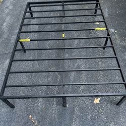 Full Size Metal Bed Frame 