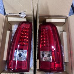 99-06 Chevy Silverado Taillights ❗️Read Description ❗️