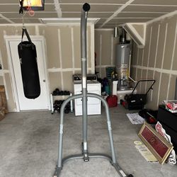 Everlast Punching Bag Stand 