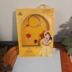 Disneyland Belle  Accessories