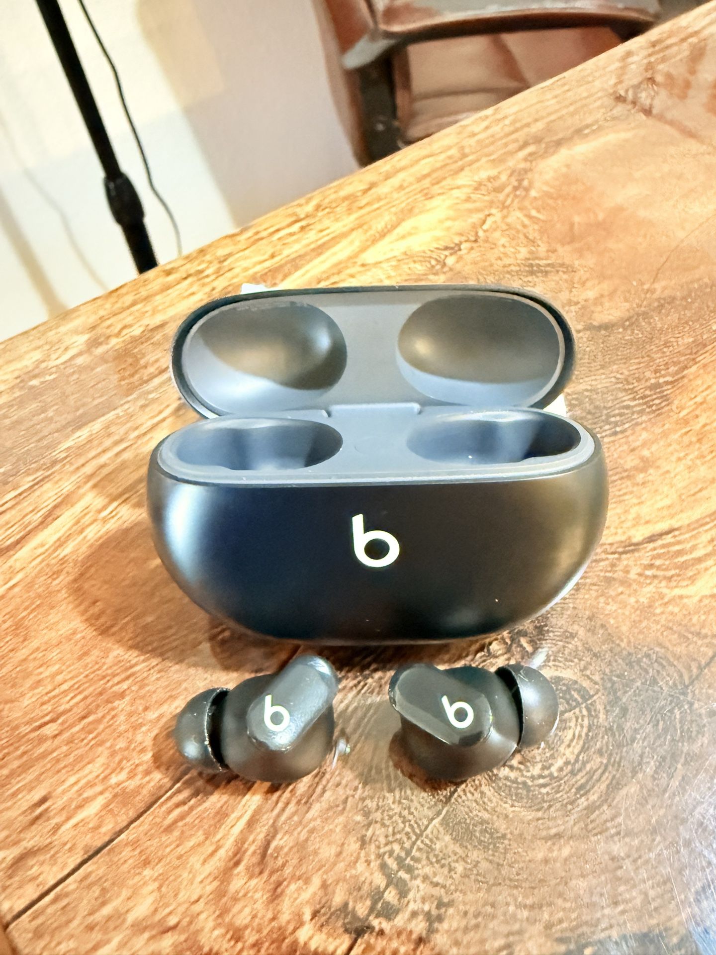 Beats Studio Buds - Tru Wireless