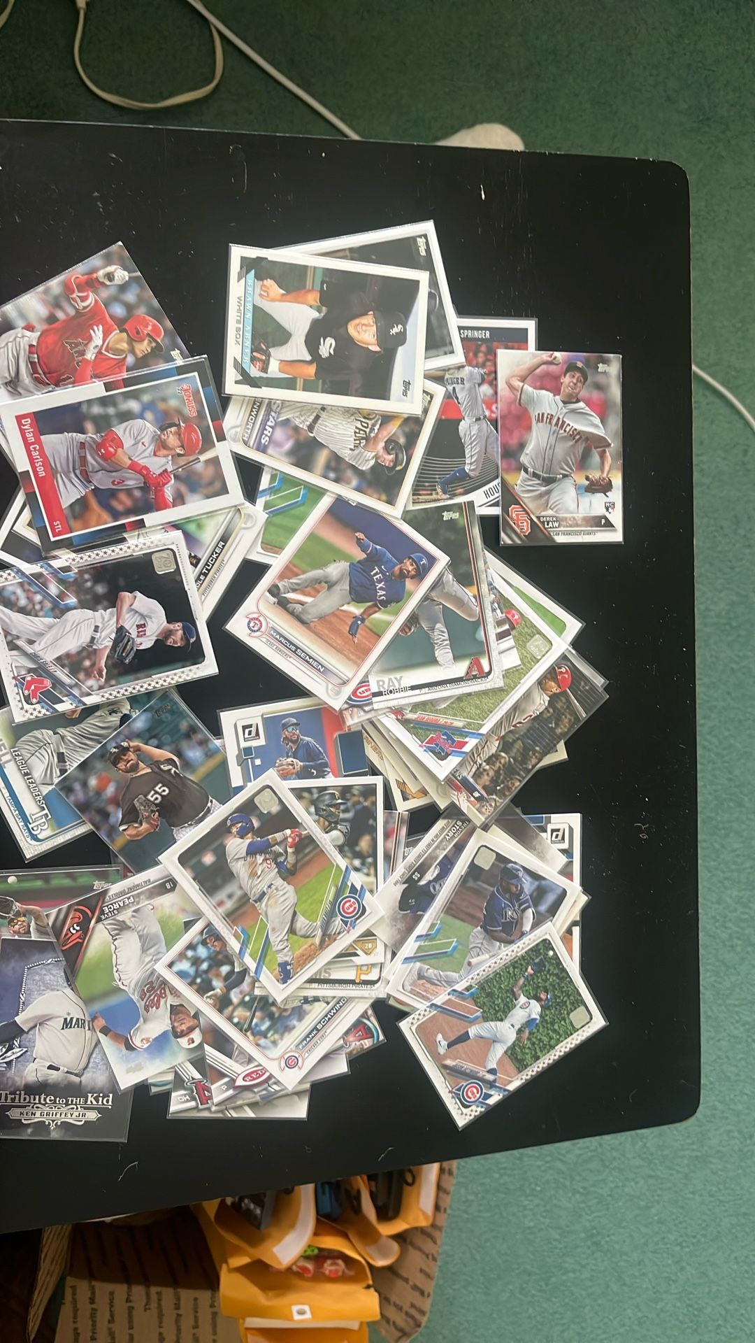 new bundle 50 baseball cards different teams