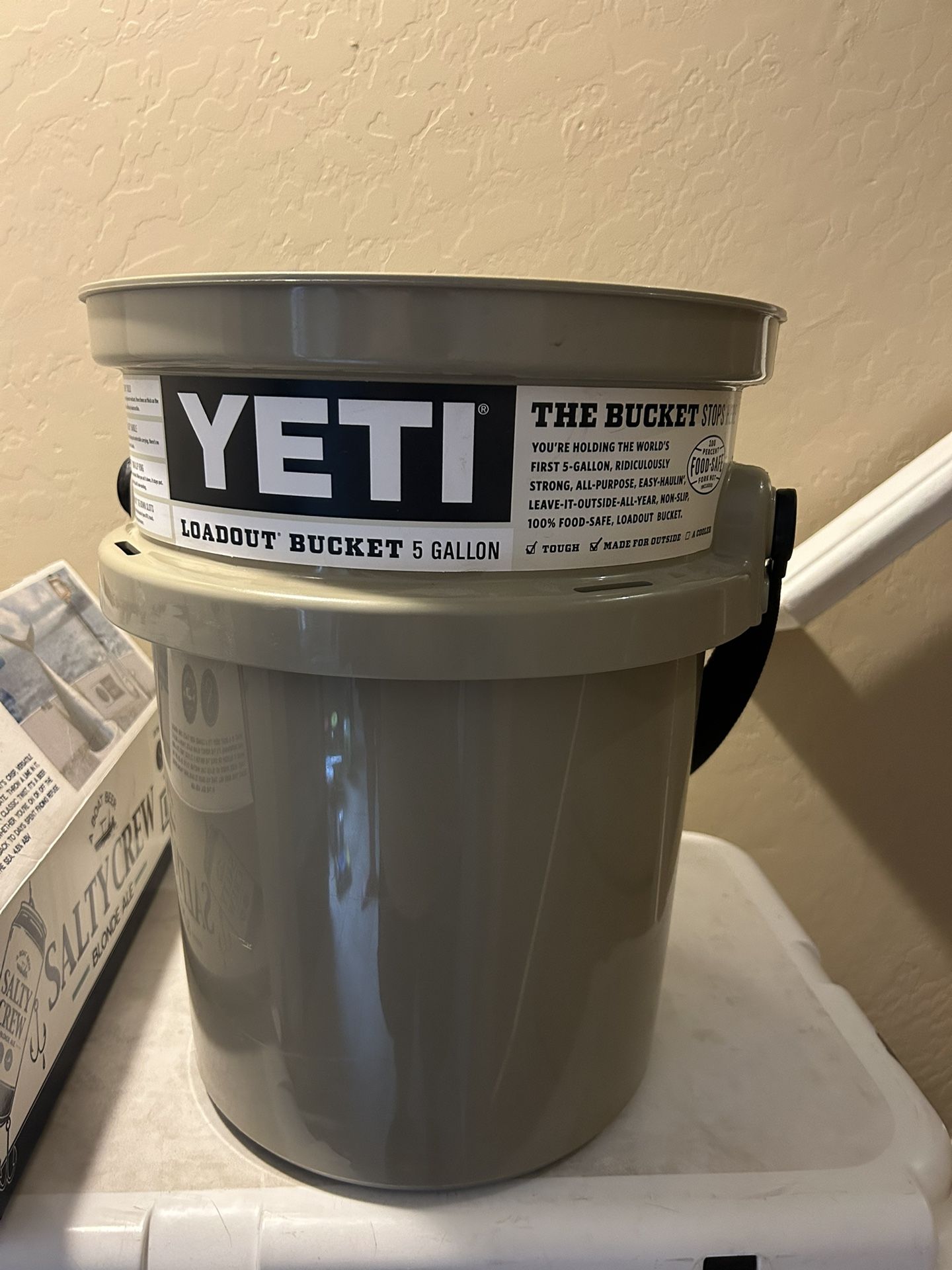 Yeti Bucket for Sale in Gilbert, AZ OfferUp