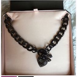 Juicy Couture Heart Pave Toggle Bar Necklace!!! 