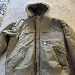Brand New! VANS - Off the Wall Fur Hood Winter Jacket. Men’s Size Large. Army Green/White Hood. Polyester. $98