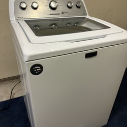 Maytag Washer (in Good Working Condition) Delivery E Installation For A 40 Bucks Fee