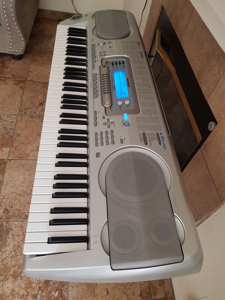 Keyboard  -  76 Full-size Keys   -   Electric Piano 