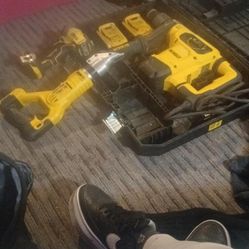 Dewalt TOOLS 