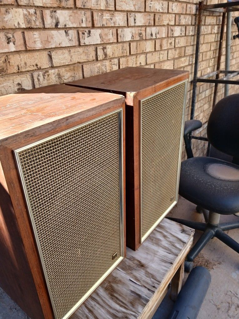 1970s Pioneer Home Speakers