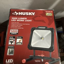 Husky 5000 Luman Led Work Light 