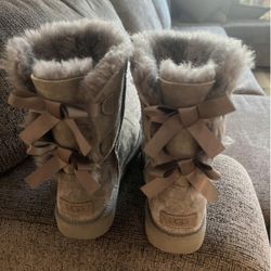 Grey Ugg Boots Size 8 