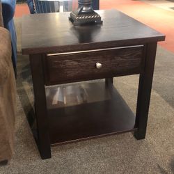 Three-piece occasional table set