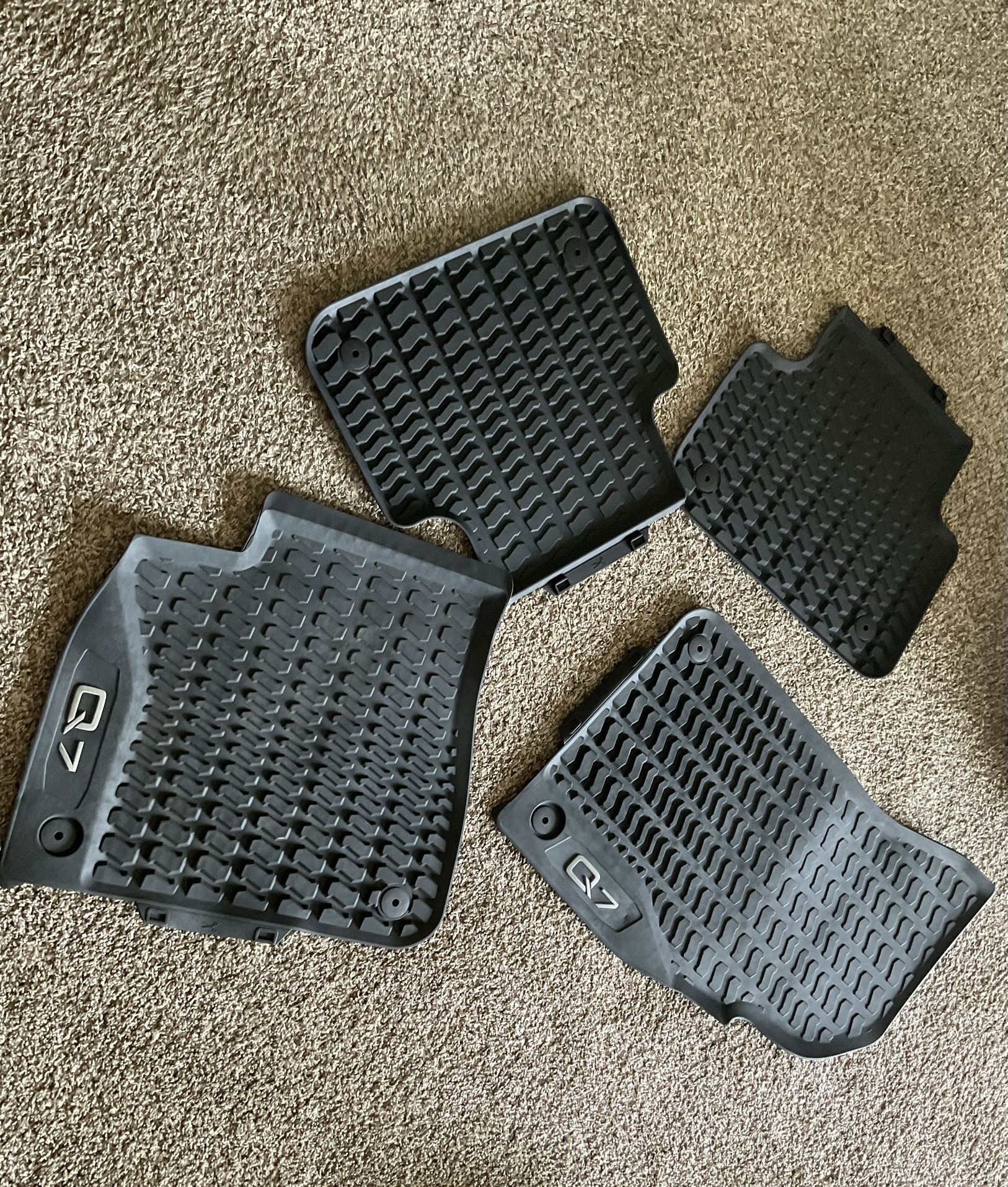 Authentic Factory Audi 2017-2019 Q7 Weather Front And Rear Floor Mats