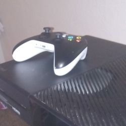 Xbox One (I'm 15 Idk How To Do This