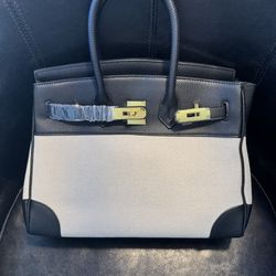 Elegant Handbag