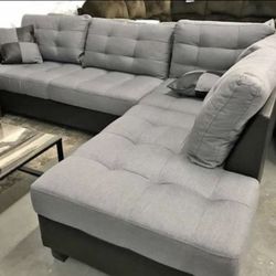 Living Room Set; Sectional Sofa With Ottoman 