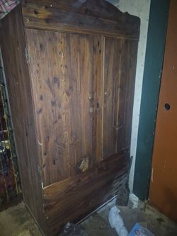 Antique Wooden Wardrobe