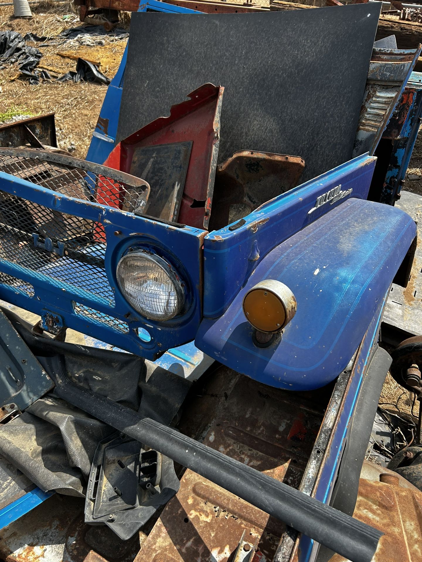 Old FJ 40 land cruiser Toyota project