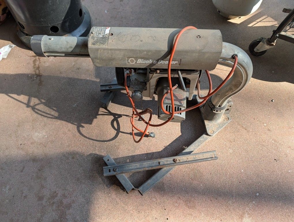 Compact Radial Arm Saw
