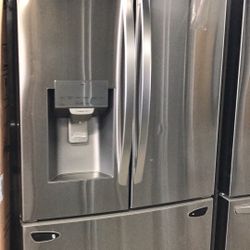 NEW LG FRENCH STYLE REFRIGERATOR IN STAINLESS STEEL 