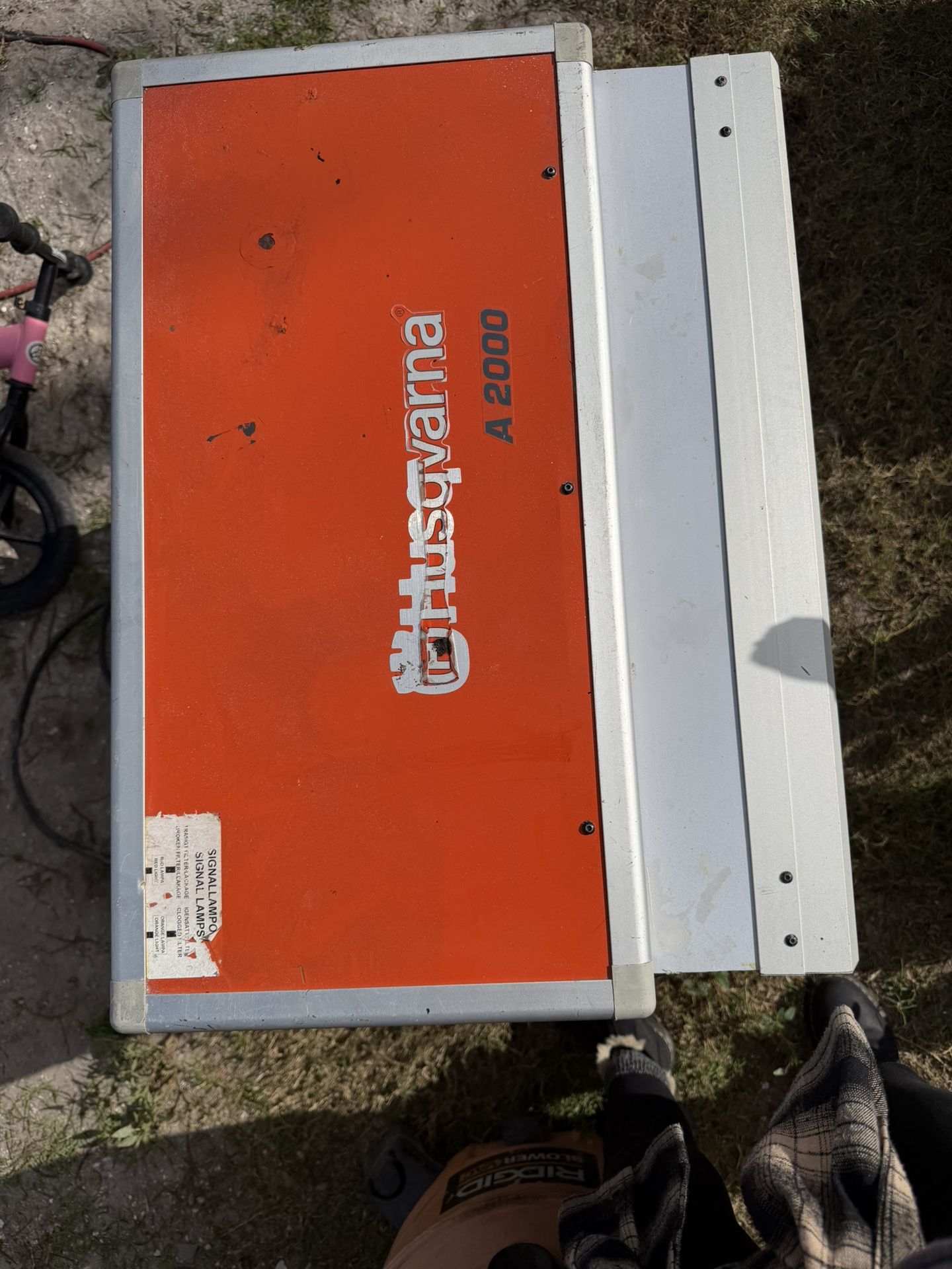 Husqvarna Air Scrubber