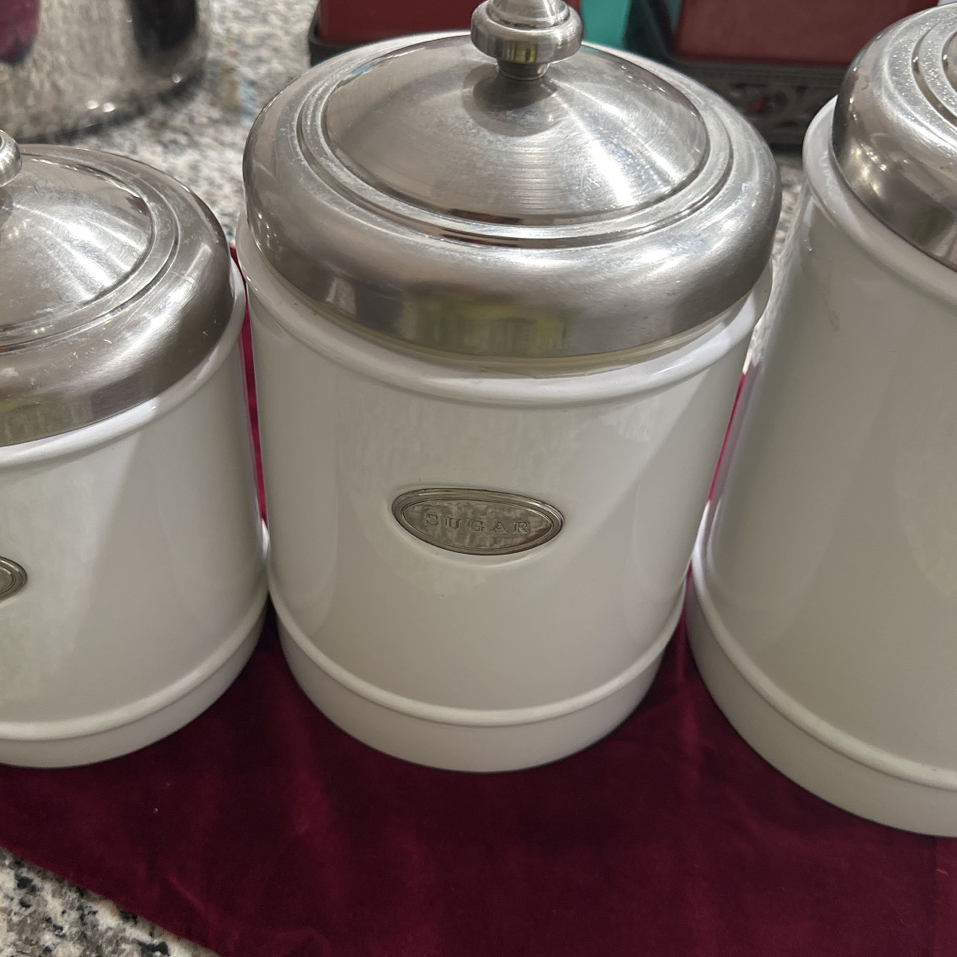 NEW! The Pioneer Woman Cassie Embossed Canister Set for Sale in Riverside,  CA - OfferUp