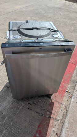 Used Dishwasher In Excellent Condition