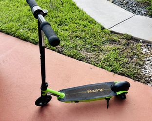 Razor Electric Scooter E90