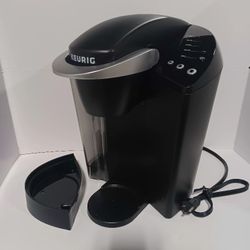 KEURIG K-CLASSIC SINGLE SERVE COFFEE MAKER