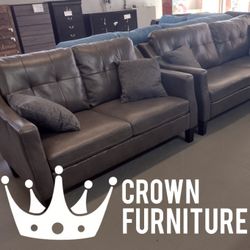 Grey Sofa & Loveseat 