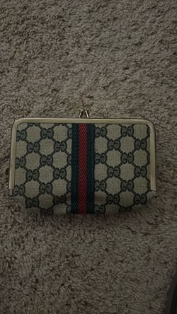 GG-Pattern Kiss-Lock Coin Purse with Red Lining and Web Stripe