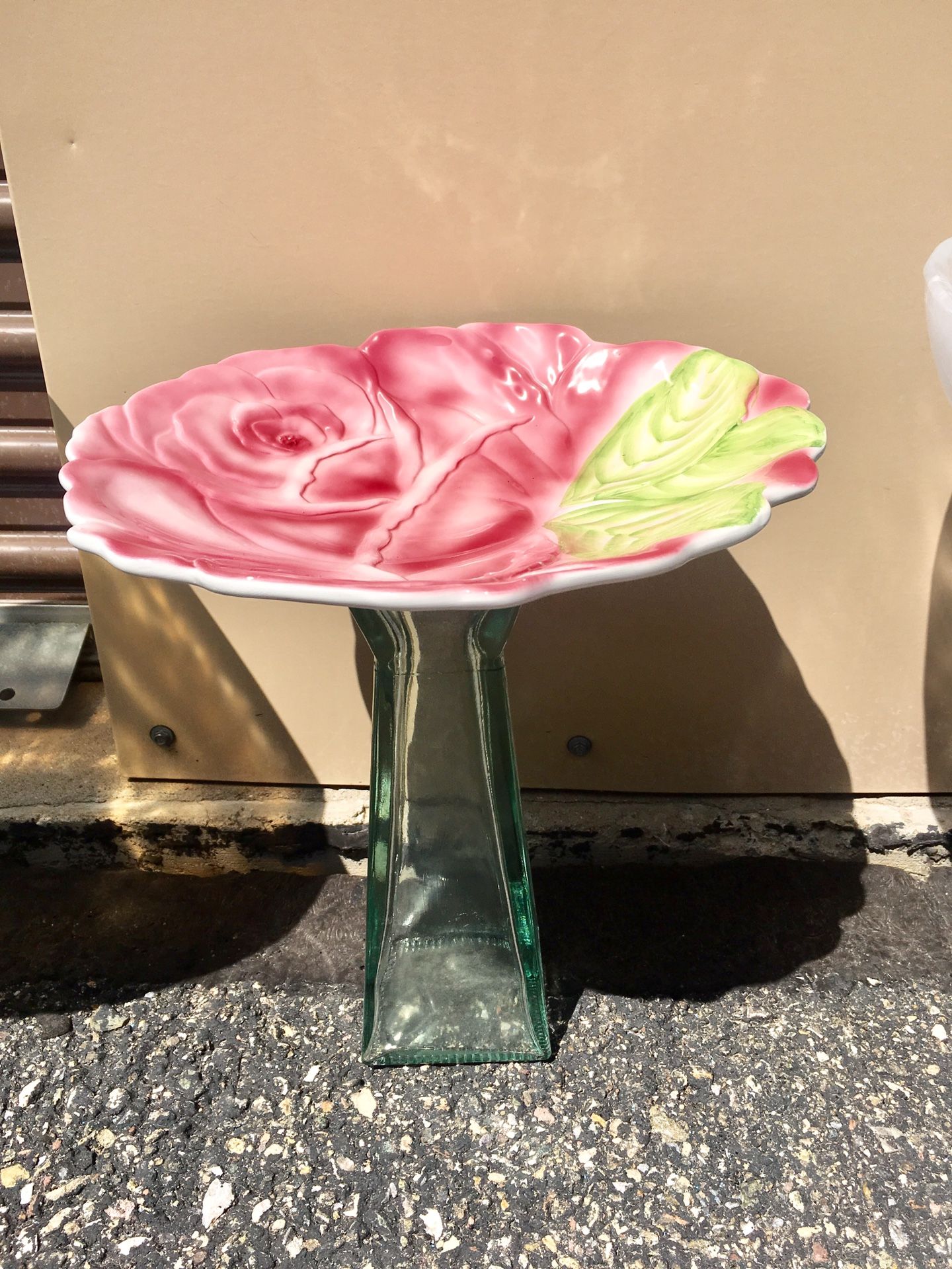 Bird Bath Feeder for your garden. Cute pink Rose glass bowl with green glass stand 15"h