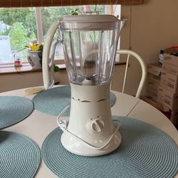 SUNTONE SMOOTHIE MAKER