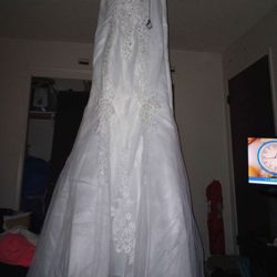 wedding dress 