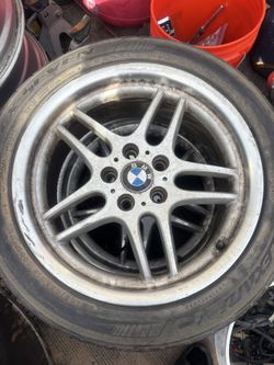 18” BMW Wheel Parallel
